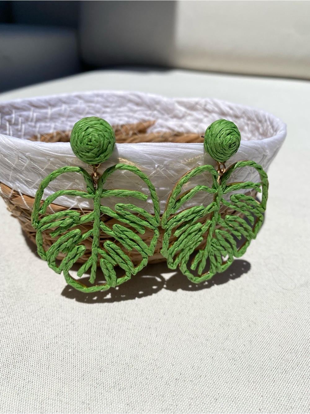 TROPICAL Fashion Jewelry Green Leaf Dangle Earring! 🌴